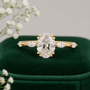 Bague de fiançailles de luxe en diamant solitaire ovale cultivé en laboratoire, avec pierres latérales marquise en argent, bague de promesse nuptiale, joaillerie fine - Product Image 1