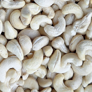 Trusted Factory Raw Cashew <b>Nuts</b> WW180, WW240, WW320, LP, WS Cashew <b>Nuts</b> Bulk Cashew <b>Nuts</b> Customized Packing - Product Image 1