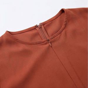 ชุดกิโมโนแบบ OEM ปี 2025 เสื้อคลุมอาบายะ ผ้าโพลีเอสเตอร์เนื้อนุ่ม ยืดหยุ่นสูง หนาขึ้น สำหรับผู้หญิงมุสลิม คอวี แขนยาว เหมาะสำหรับงานปาร์ตี้ รอมฎอน งานแต่งงาน - Product Image 4