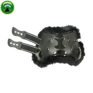 Botas coloridas de neopreno para protección de caballos - Product Image 5