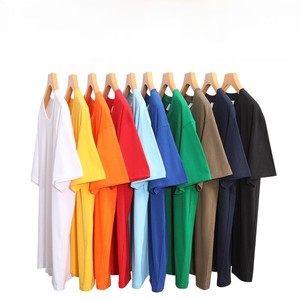 T-shirt unisexe en coton peigné CVC 180G, col rond, manches courtes, coupe ample, style décontracté et sportif pour l'été – Prix usine Chine-Bangladesh - Product Image 1