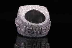 Bague Cocktail de Luxe The Ice Legacy en Argent 925 Plaqué Moissanite, Sertissage Pavé, Coupe Baguette, Motif Lettre, Bijou Unisexe, Cadeau - Product Image 4
