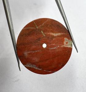 Esfera de Reloj A K Gems GMC-1061W de Jaspe Rojo, 28.5 mm, Pulida por un Lado, Grosor de 1 mm, Orificio Central de 2 mm - Product Image 2