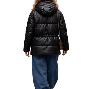 Veste matelassée en cuir noir pour femme, élégante, en duvet - Product Image 2