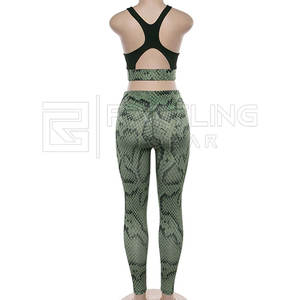 Women's Solid <b>Pattern</b> Gym & Yoga Set Padded Bra Seamless <b>Leggings</b> Plus Size Fitness Wear Custom Logo Waist Elastic Waist Closure - Product Image 2