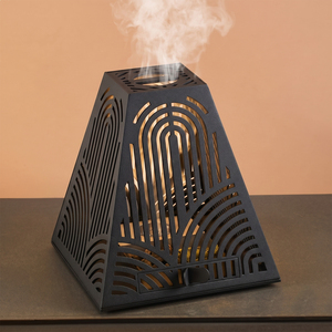 Black Metal Arabic <b>Bakhoor</b> Burner With Geometric Cutout Pattern, Pyramid Shape Ideal For <b>Oud</b>, Incense And Home Fragrance Decor - Product Image 3