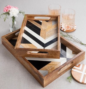 Bandeja de Servicio y Almacenamiento de Madera con Incrustaciones de Resina Epoxi, Asas de Madera, Bandeja de Lujo para Té, Café, Desayuno, Uso en el Hogar y Hoteles - Product Image 1