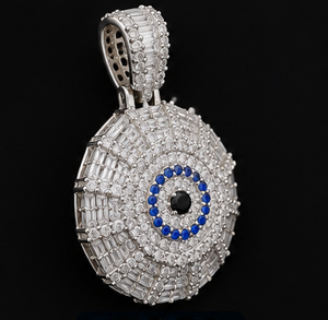 Colgante de Moissanita Orelia Luxe Ojo Turco Personalizado, Corte Baguette, Totalmente Engastado, Chapado en Plata 9K 18K, Joyería Unisex para Fiesta Hip Hop - Product Image 2
