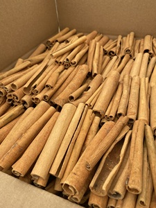 Cigarrillos de Canela Premium 85% 90% en Rollo, Tipo Cassia Stick, 80 Unidades, Alta Calidad, Marca Phalco, Yen Bai, Vietnam, 5 Años de Duración - Product Image 1