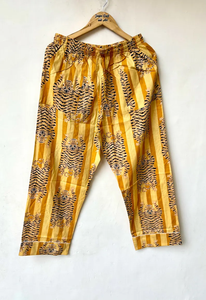 Ensemble de pyjama coordonné pour femmes Naaz Textile, imprimé à rayures de tigre, vêtements de détente et de sommeil décontractés d'été, chemises de nuit en coton doux et respirant - Product Image 2