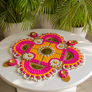 Tapis Rangoli artisanal avec pompons et supports pour Diya, décorations en perles miroir rose et jaune pour Diwali, mariage, Puja, décoration de sol festive - Product Image 1