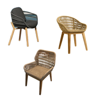 Chaise de salle à manger en rotin de haute qualité avec support en bois massif, design moderne, couleur personnalisée pour hôtels et restaurants - Prix de gros