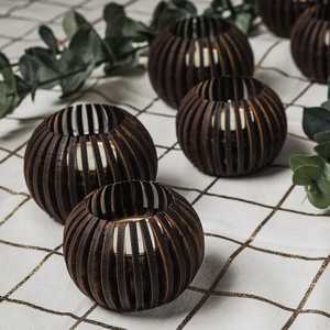 Ensemble de six lanternes sphériques marron foncé pour décoration extérieure, porte-bougies en métal durable - Product Image 4