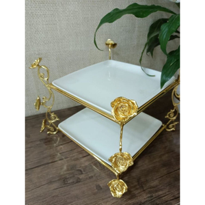 Simple Standard Designer Round Shape Premium Quality Metal Cake Stand With Gold Finish For Dessert And Cake Display From India - Product Image 4