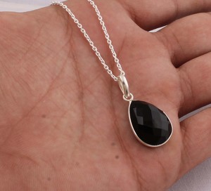 Pendentif en argent sterling 925 avec onyx noir, collier en pierre précieuse noire naturelle, bijoux artisanaux faits à la main, vente en gros, style gothique vintage - Product Image 5