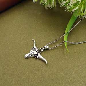 Collier pendentif tête de taureau style western, breloque taureau Longhorn, bijoux motard en argent antique, accessoires de cowboy en gros - Product Image 4