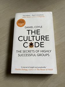 Le Code de la culture, de Daniel Coyle, livre de croissance d'entreprise en anglais, édition brochée - Product Image 2