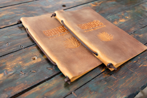 Porta Menús de Cuero Genuino, Carpeta para Menús de Restaurante, Cubierta de Menú de Cuero Real Personalizada, Estuche de Lujo para Libros de Hotel LMC-0130 - Product Image 2
