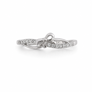 Anillo de Plata de Ley 925 con Lazo y Circonita Cúbica para Mujer, Minimalista, Elegante, Acabado Pulido, para Uso Diario, Bodas y Fiestas - Product Image 1