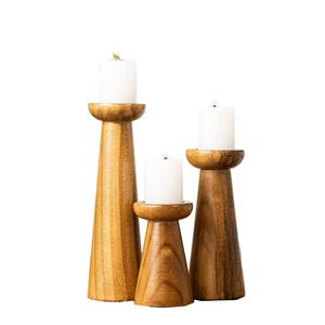 HASAN CRAFT Ensemble de 3 bougeoirs en bois faits à la main, écologiques, en forme de pilier tourné, avec forme personnalisée pour la décoration intérieure - Product Image 1