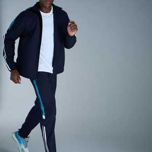 ชุดวอร์มไนลอนน้ำหนักเบาสำหรับผู้ชาย ออกแบบเองได้ ชุดกีฬาลำลอง ชุดวิ่งออกกำลังกายกลางแจ้งสำหรับผู้ชาย - Product Image 3