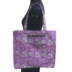 Sac fourre-tout carré fait à la main de qualité supérieure imprimé de conception classique avec 2 poignées prix de gros pour les femmes - Product Image 1