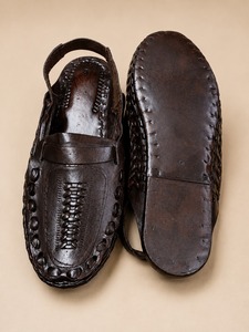 Mocasines de Cuero Genuino con Punta Cerrada, Transpirables, para Verano e Invierno - Product Image 3