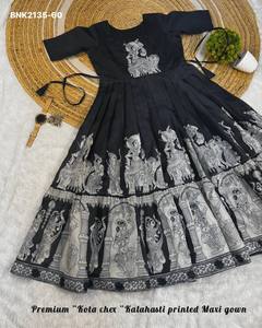 Proveedor de la mejor colección de telas de algodón puro Kota con estampado Kalahasti Kalamkari, mangas hasta el codo y corte maxi acampanado, procedente de la India. - Product Image 4