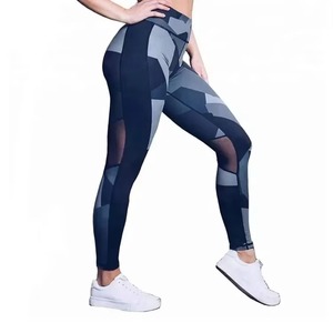 Leggings respirants et hauts de sport en nylon de qualité supérieure pour femmes – Leggings basiques courts – Fournisseur direct d'usine - Product Image 3