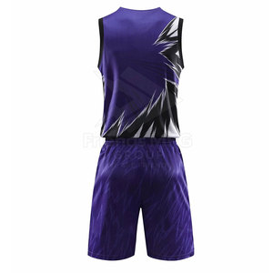 Uniforme de basket-ball professionnel - Vêtements de sport respirants en polyester de haute qualité avec options personnalisées et service OEM - Product Image 2