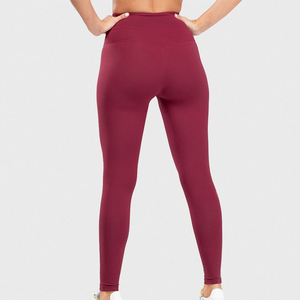 Conjunto deportivo elegante para mujer, ideal para entrenamiento deportivo y estilo de vida activo diario, para yoga y gimnasio. - Product Image 4