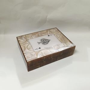 กล่องเก็บไพ่โป๊กเกอร์เรซิ่นลายหินอ่อนสุดหรู พร้อมเคลือบเงาอย่างมืออาชีพ ของขวัญสำหรับคนรักไพ่ - Product Image 5