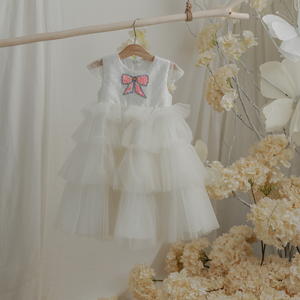 Vestido de Noche de Lujo Blanco con Cuello Redondo hasta la Rodilla para Niñas, Bordado a Mano con Flores, Tutú, Mangas Cortas, Suministro ODM, Niños-Layla - Product Image 1