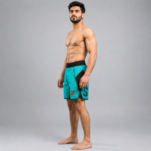 Shorts de MMA professionnels offrant un confort premium, une construction durable et une coupe athlétique pour l'entraînement et la compétition. - Product Image 3