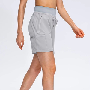 กางเกงวิ่งขาสั้นสำหรับผู้หญิง มีกระเป๋า ระบายอากาศได้ดี ไซส์ผู้ใหญ่ เอวแบบเชือกผูก เหมาะสำหรับออกกำลังกาย วิ่ง น้ำหนักเบา - Product Image 3