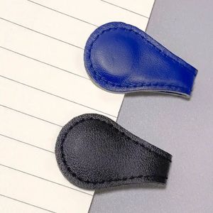 Segnalibri magnetici in pelle sintetica su due lati realizzati a mano in stile retrò colori vivaci (rosso verde marrone blu nero arancione) perfetti - Product Image 3