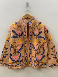 Chaqueta Bordada Suzani de Algodón Color Durazno para Mujer, Hecha a Mano, con Diseño Floral Tradicional Aari, Estilo Bohemio, para Invierno - Product Image 2