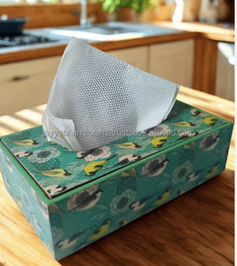 Caja de pañuelos de esmalte de madera personalizable Diseño impreso único para restaurantes y hostelería - Product Image 2