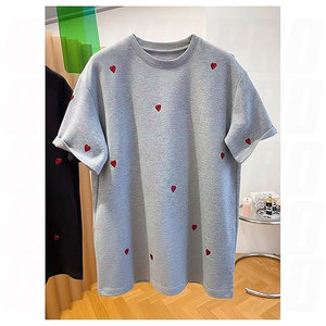 Camisetas con bordado de corazón para hombre, camisetas de manga corta con cuello redondo, camisetas informales de verano, ropa de calle de mezcla de algodón suave y transpirable - Product Image 3