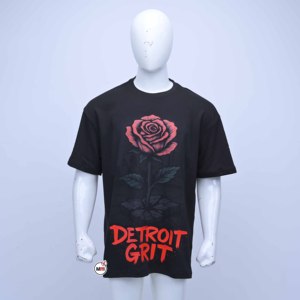 Camiseta de Algodón Negra para Hombre con Estampado Detroit Grit Rose, Cuello Redondo, Manga Corta, Estilo Casual Urbano, Ajuste Jersey, con Logotipo y Diseño Personalizados - Product Image 1