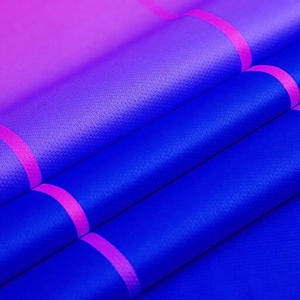 ชุดฟุตบอลชายปรับราคาได้ ผ้าไม่ยับ คุณภาพพรีเมียม ระบายอากาศได้ดี น้ำหนักเบา สวมใส่สบาย - Product Image 6