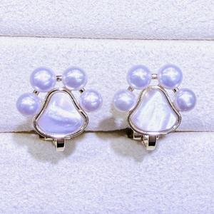 ต่างหูแบบหนีบสำหรับผู้หญิง หรูหราและสง่างาม ประดับเปลือกหอยรูปผีเสื้อสีขาว ฝังเล็บแมวและไข่มุกน้ำจืด ดีไซน์หวานน่ารัก - Product Image 3