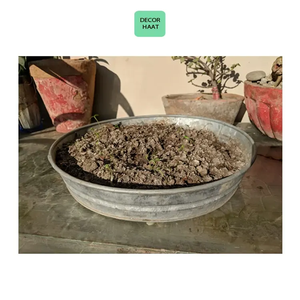 Bac à plantes en métal classique unique de grande taille fabriqué en Inde pour une utilisation intérieure et extérieure à la maison et au jardin - Product Image 3
