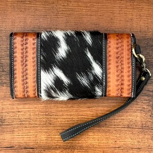 Nouveau Style pochette en fourrure de vachette usinée à la main sculpture portefeuille en cuir Multi utilisations cuir occidental nouveau Design pochette élégante pour les femmes - Product Image 3