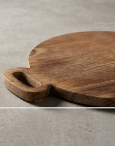 Planche à découper robuste en bois de manguier naturel, plateau rond pour fromage avec doubles poignées latérales en bois - Product Image 4