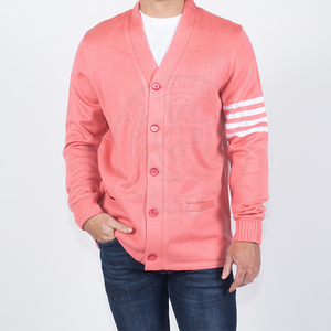 Pull en acrylique tricoté rose pour femmes et hommes, avec logo brodé de lettres grecques, idéal pour les fraternités, les sororités, les écoles et les universités - Product Image 2