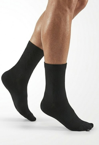 Chaussettes de compression pour femmes, vêtements de sport en gros, chaussettes de course personnalisées, paire de chaussettes de compression pour le cyclisme - Product Image 4