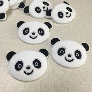 Patch en PVC et silicone personnalisé en usine, logo 3D gaufré à chaud pour vêtements, chaussures, sacs et accessoires de mode - Product Image 3