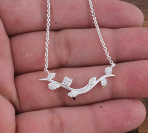 Collier pendentif de luxe en argent plaqué avec zircon CZ, ras-de-cou délicat et étincelant en cristal pour femme, bijoux de mariage et de mariée en gros - Product Image 3