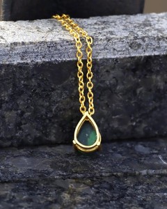 Collier pendentif goutte d'eau en malachite, chaîne fine dorée, bijou en pierre précieuse verte, élégant cristal de guérison, cadeau pour femme - Product Image 2